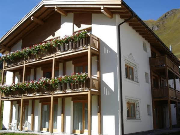 Arch San Martin Hotel Samnaun Kültér fotó